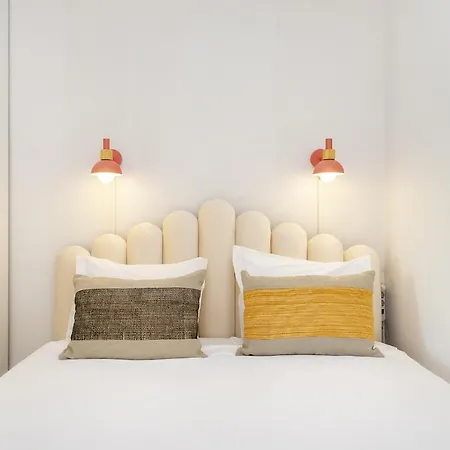 아파트 Whome Downtown Modern Masterpiece W/ River Views 리스본